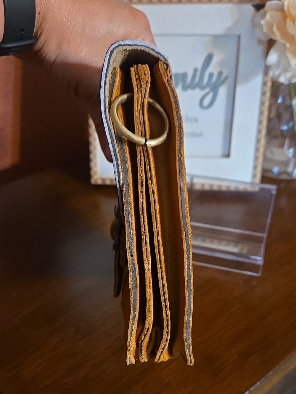 Handcrafted Genuine Leather Crossbody/ Clutch - Picture 8 of 16